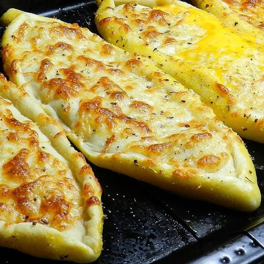 Pide mit Käse