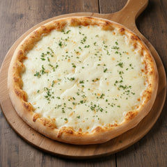 Pizzabrot mit Butter und Mozzarella