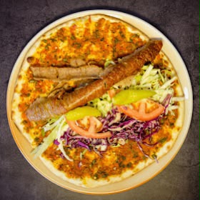 Lahmacun Spezial
